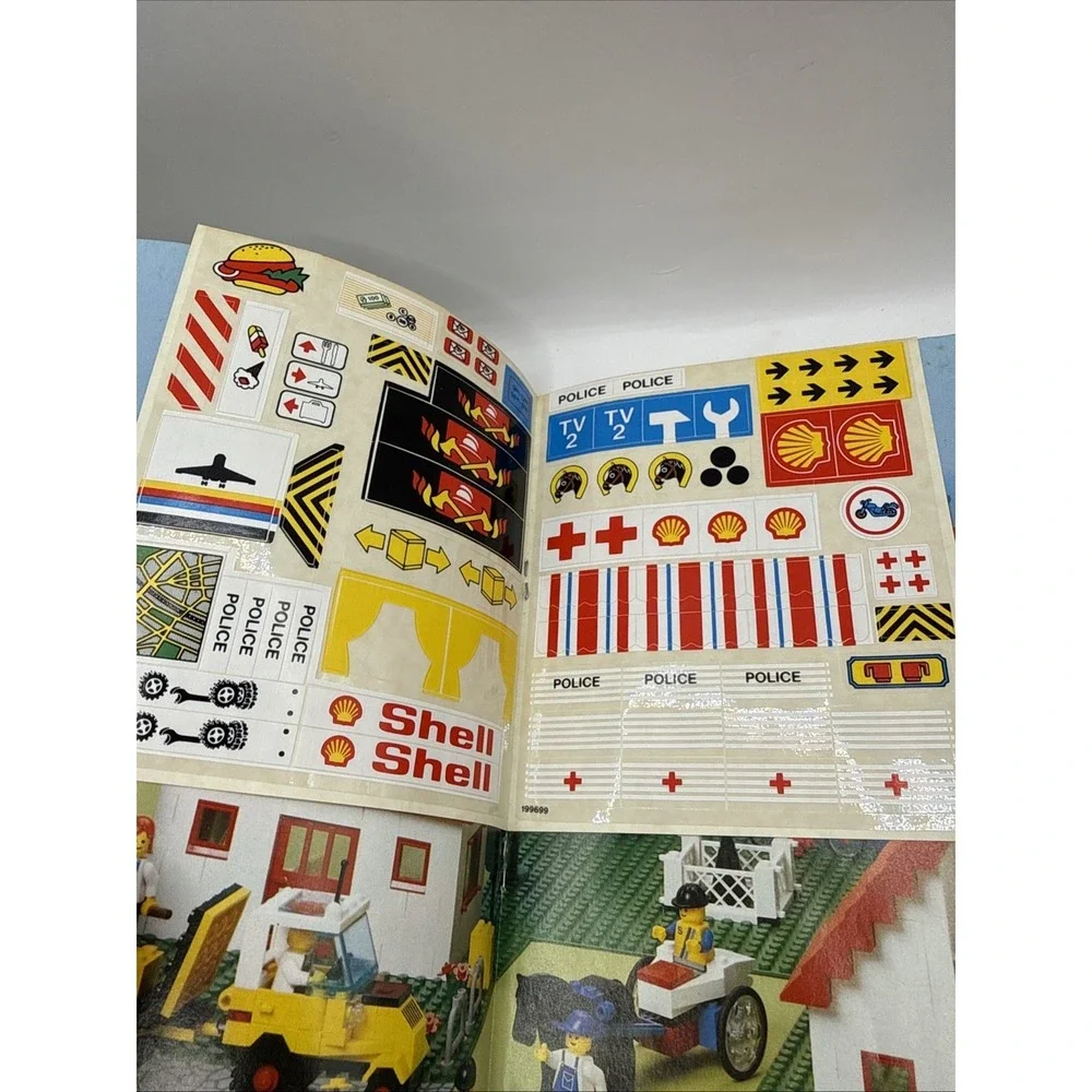 Vintage LEGO Idea Book 250 with 100% COMPLETE Sticker Sheet 1987‎ & Books 1615